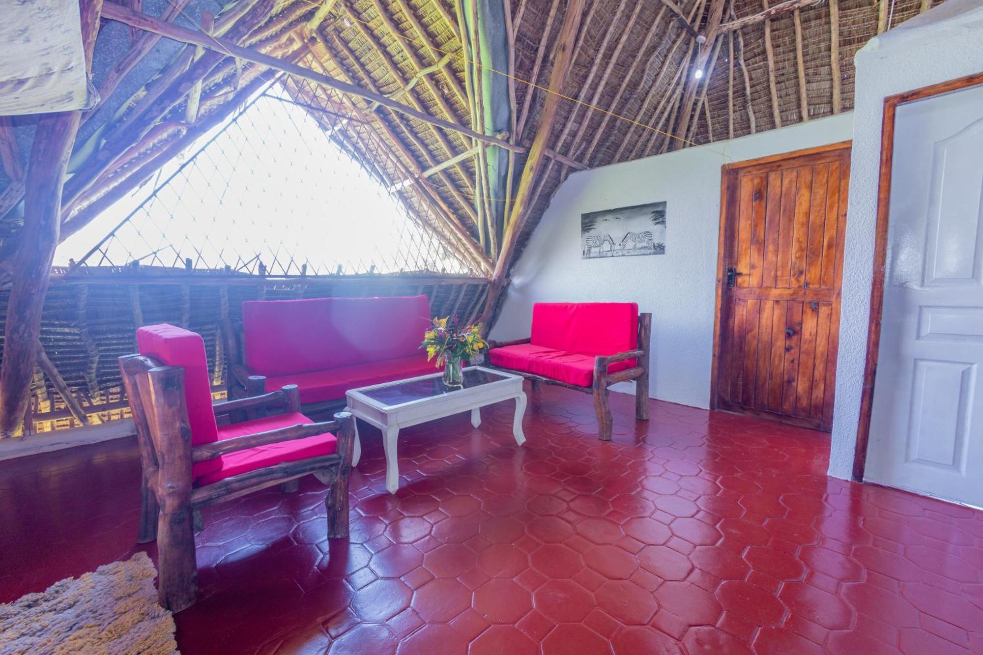 Villas Dora And Holly Playa de Diani Exterior foto